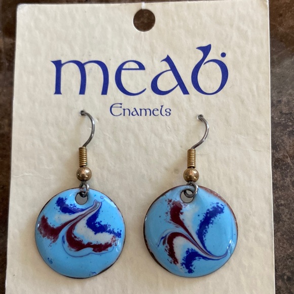 Meab Enamels pierced earrings w/ card, purchased in Ireland, NEW worn 1x - Picture 1 of 8